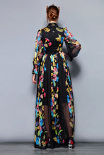 Load image into Gallery viewer, Runway Maxi Dress Plus size