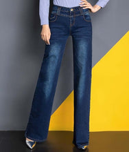 Load image into Gallery viewer, Loose Wide Leg Flare Jeans